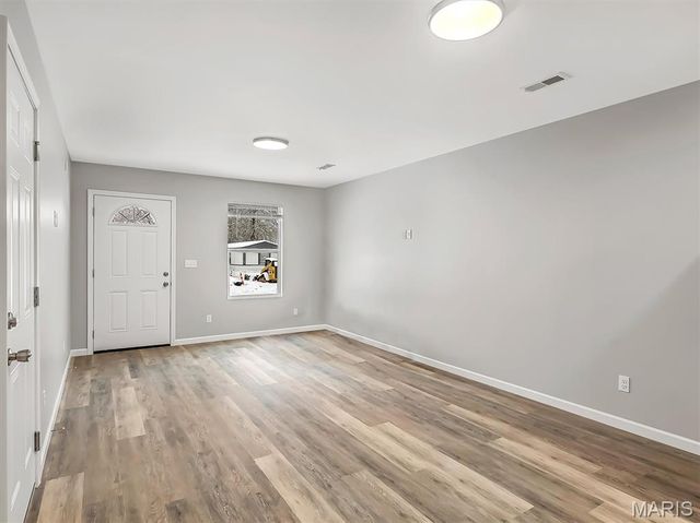 1330 Casey Avenue, St Clair, MO 63077