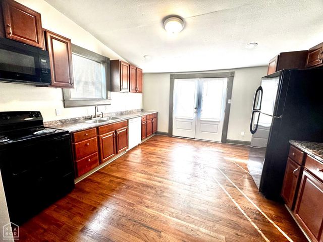 809 W Monroe Avenue W, Jonesboro, AR 72401