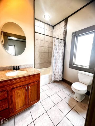 809 W Monroe Avenue W, Jonesboro, AR 72401