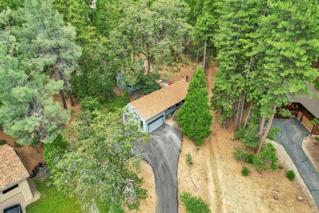 607 Dogwood Dr, Murphys, CA 95247