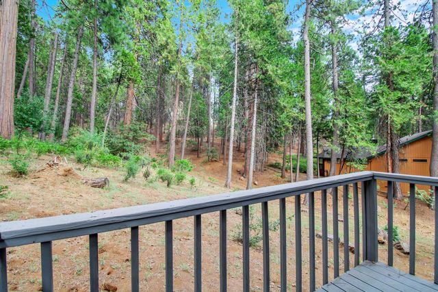 607 Dogwood Dr, Murphys, CA 95247