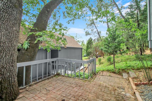607 Dogwood Dr, Murphys, CA 95247