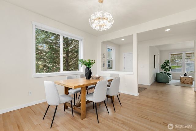 252 245th Place NE, Sammamish, WA 98074