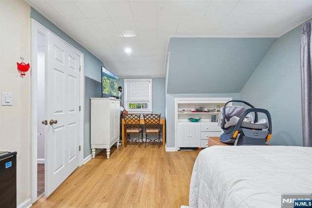 36 Woodside Avenue, Hawthorne, NJ 07506