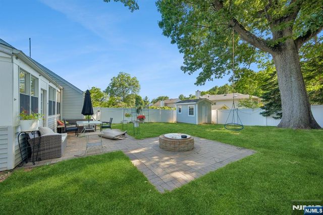 36 Woodside Avenue, Hawthorne, NJ 07506