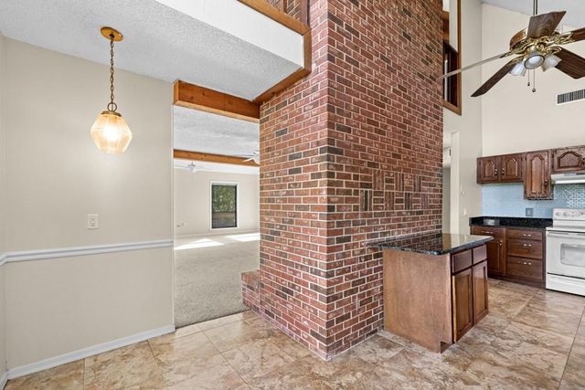 19621 LAKE LINCOLN LANE, Eustis, FL 32736