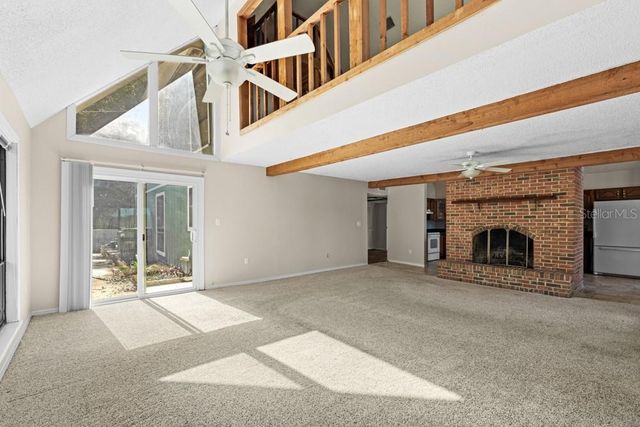 19621 LAKE LINCOLN LANE, Eustis, FL 32736