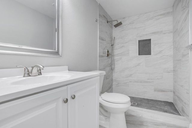 3114 Carolyn Street, Bacliff, TX 77518