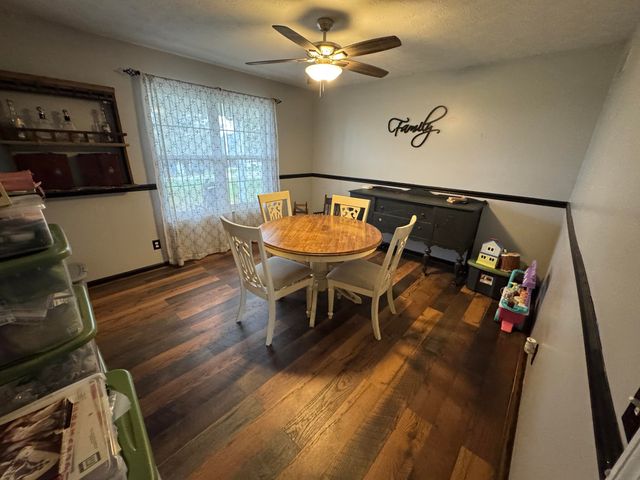 2115 Dry Ridge Mount Zion Road, Dry Ridge, KY 41035