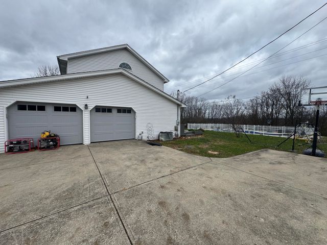 2115 Dry Ridge Mount Zion Road, Dry Ridge, KY 41035