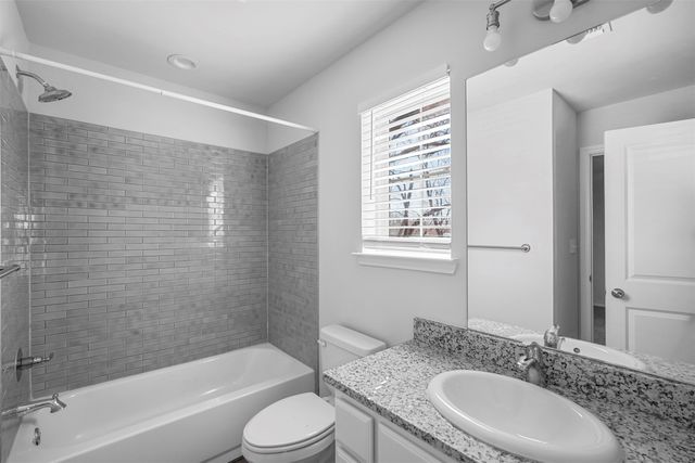 507 W Walker Street 509, Denison, TX 75020