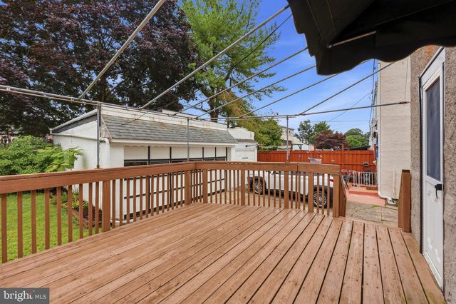 291 W ESSEX AVE, Lansdowne, PA 19050