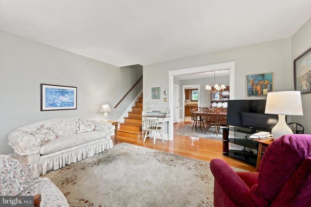 291 W ESSEX AVE, Lansdowne, PA 19050