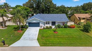 623 SE 9th PL, Cape Coral, FL 33990