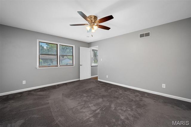 1460 Bluefield Drive, Florissant, MO 63033