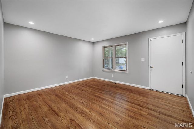 1460 Bluefield Drive, Florissant, MO 63033