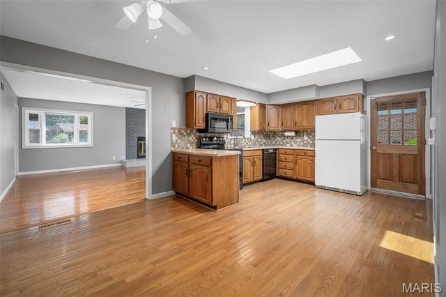 1460 Bluefield Drive, Florissant, MO 63033
