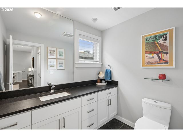 747 Nw 11TH Ave, Portland, OR 97209
