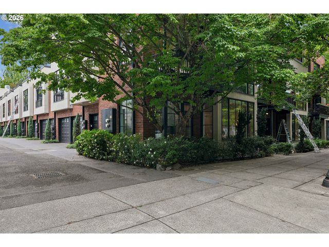 747 Nw 11TH Ave, Portland, OR 97209