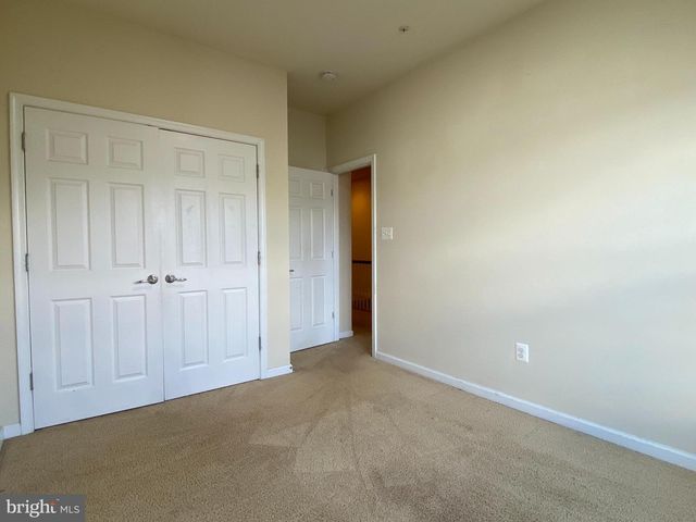 11648 LEESBOROUGH CIR, Silver Spring, MD 20902