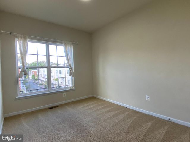 11648 LEESBOROUGH CIR, Silver Spring, MD 20902