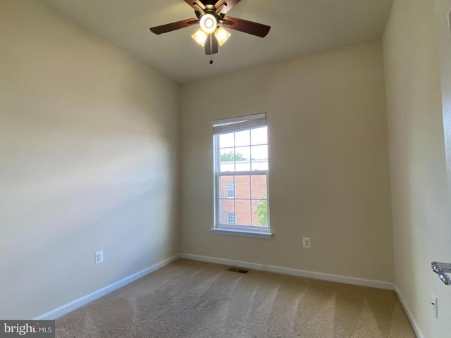 11648 LEESBOROUGH CIR, Silver Spring, MD 20902