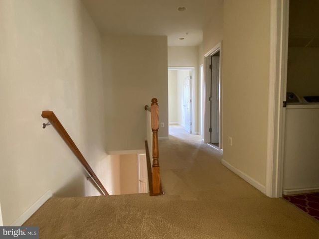 11648 LEESBOROUGH CIR, Silver Spring, MD 20902