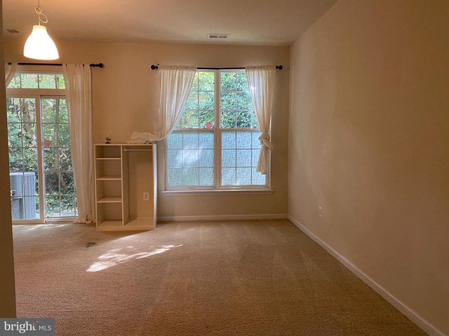 11648 LEESBOROUGH CIR, Silver Spring, MD 20902