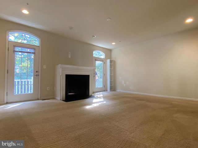 11648 LEESBOROUGH CIR, Silver Spring, MD 20902