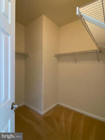 11648 LEESBOROUGH CIR, Silver Spring, MD 20902