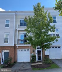 11648 LEESBOROUGH CIR, Silver Spring, MD 20902