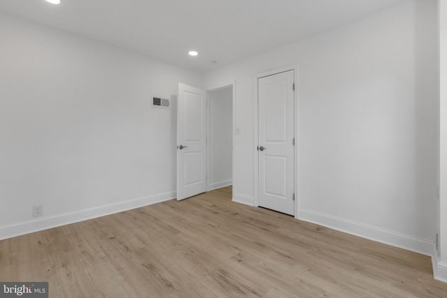 3284 ANNANDALE RD, Falls Church, VA 22042