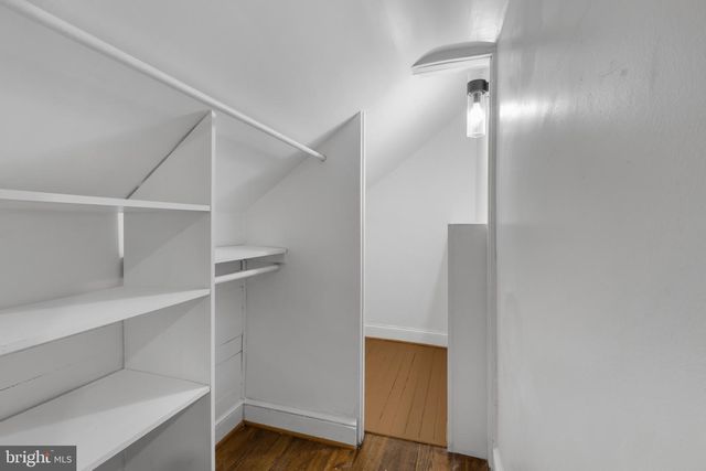 3284 ANNANDALE RD, Falls Church, VA 22042