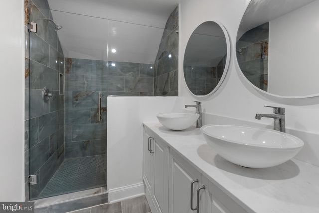 3284 ANNANDALE RD, Falls Church, VA 22042