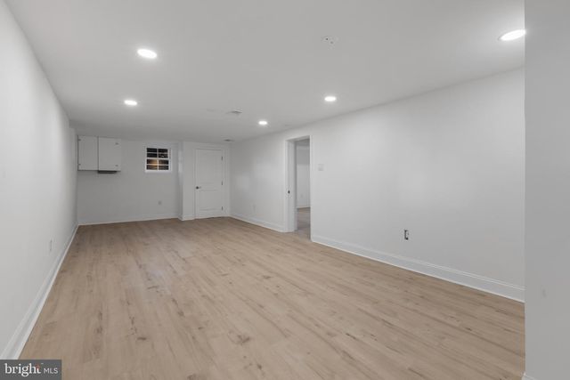 3284 ANNANDALE RD, Falls Church, VA 22042