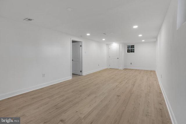 3284 ANNANDALE RD, Falls Church, VA 22042