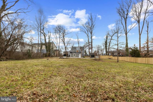 3284 ANNANDALE RD, Falls Church, VA 22042