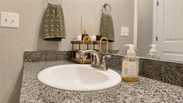 2909 E 4th Street, Rogers, AR 72758