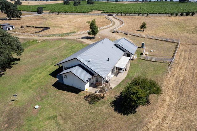 19255 Brandt Rd, Lodi, CA 95240