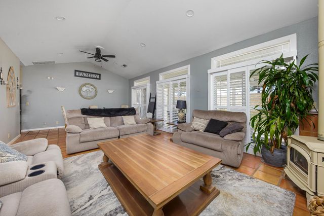 19255 Brandt Rd, Lodi, CA 95240