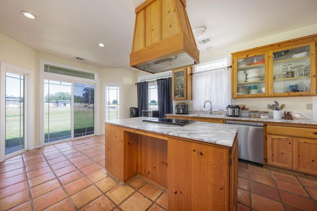 19255 Brandt Rd, Lodi, CA 95240