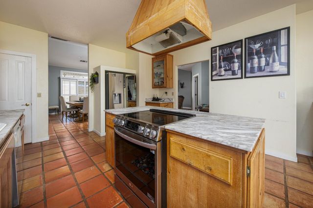 19255 Brandt Rd, Lodi, CA 95240