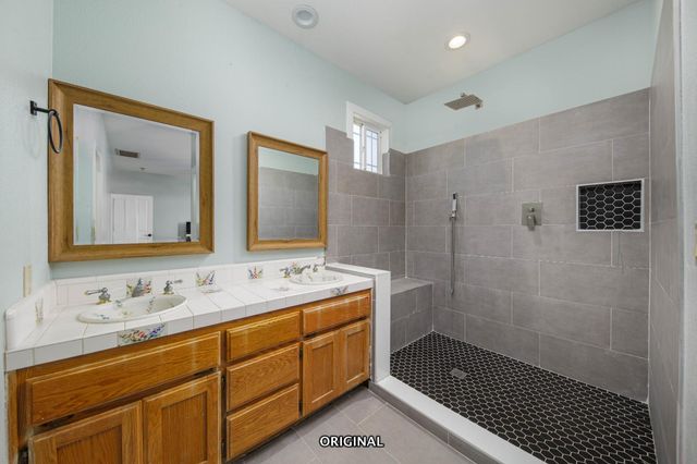 19255 Brandt Rd, Lodi, CA 95240