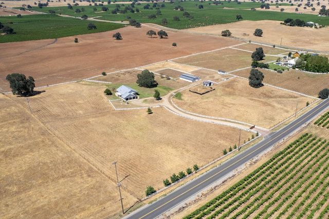 19255 Brandt Rd, Lodi, CA 95240