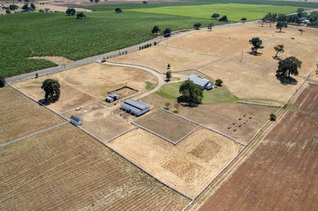 19255 Brandt Rd, Lodi, CA 95240