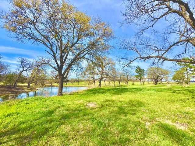 112 Lakelands Court, Gordonville, TX 76245