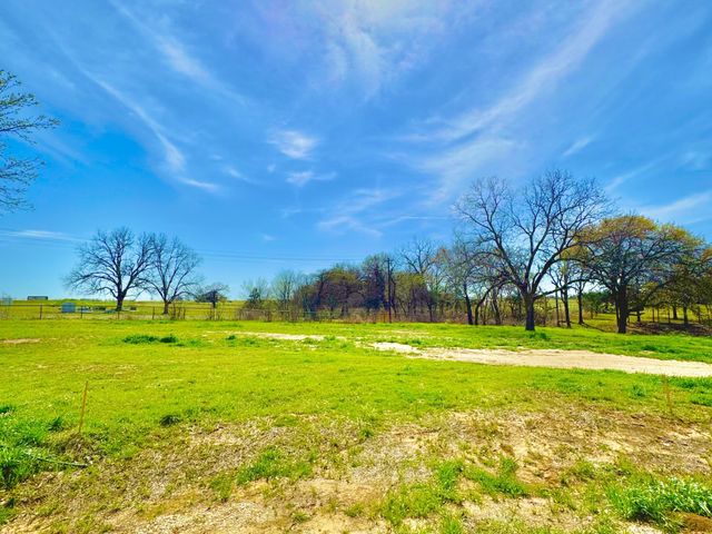 112 Lakelands Court, Gordonville, TX 76245