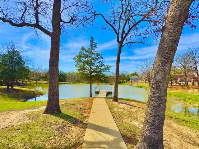 112 Lakelands Court, Gordonville, TX 76245