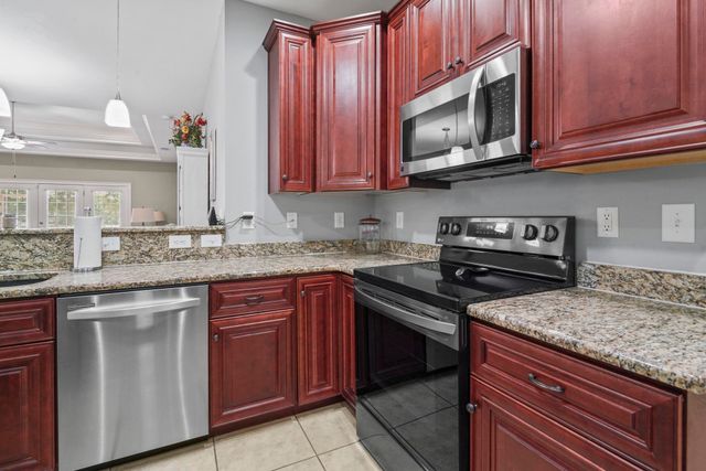 4867 Peachtree Rd, Myrtle Beach, SC 29588