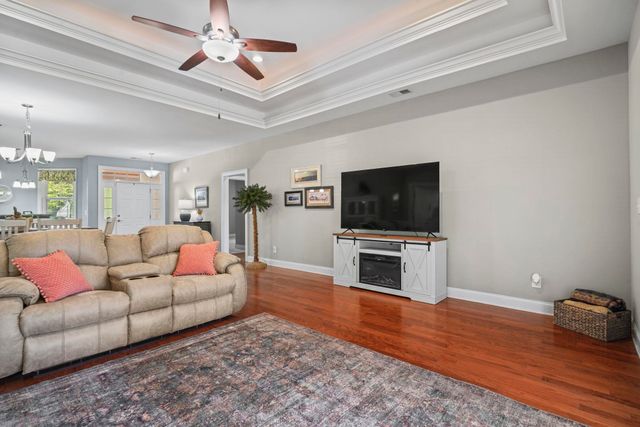 4867 Peachtree Rd, Myrtle Beach, SC 29588